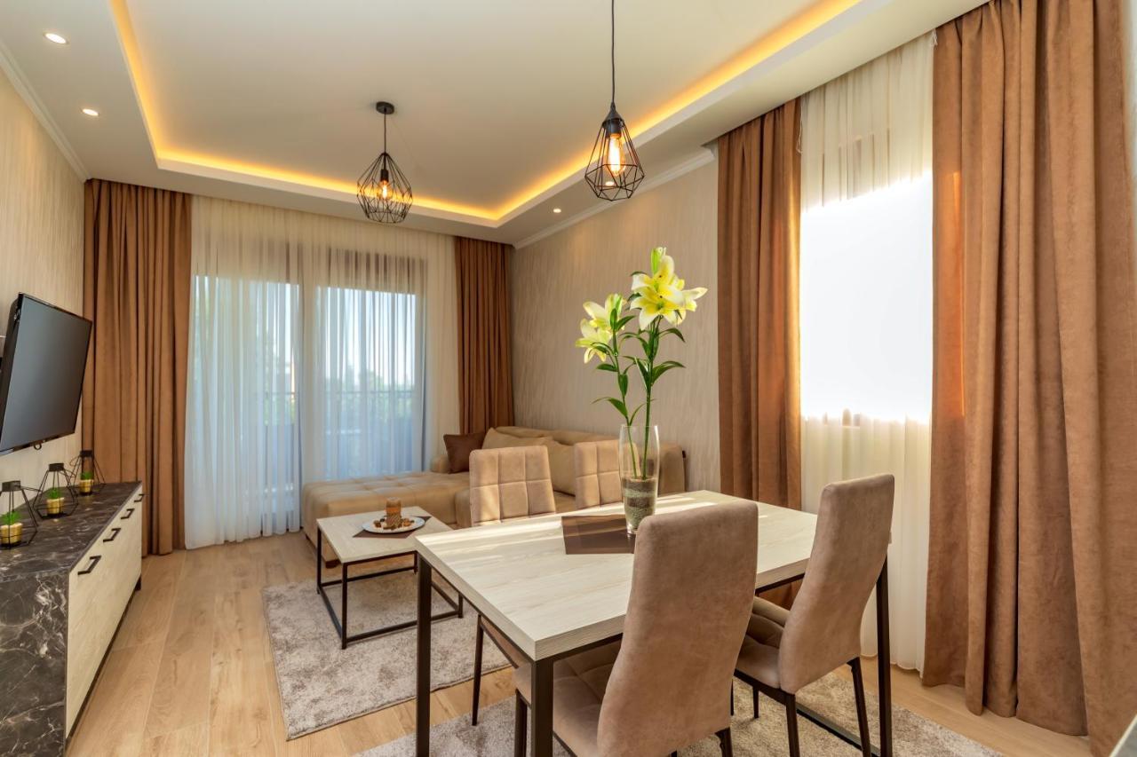 Luxury Apartments Queen Petrovac Exterior photo