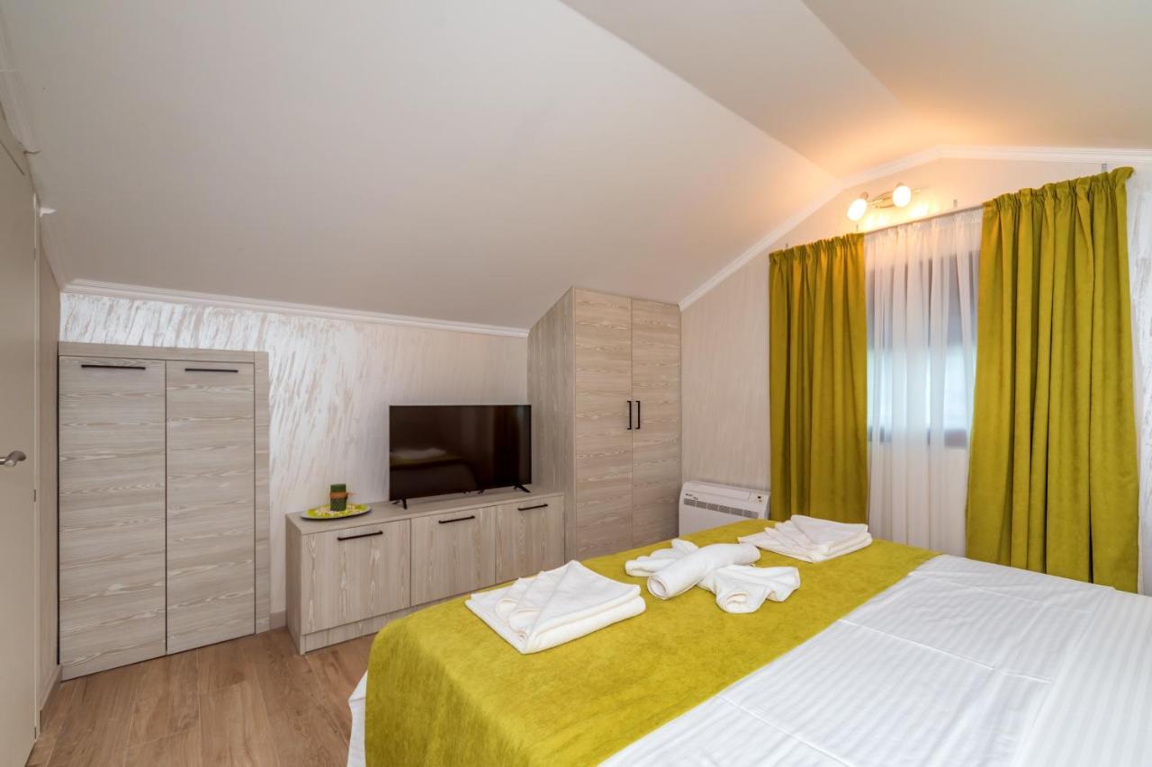 Luxury Apartments Queen Petrovac Exterior photo