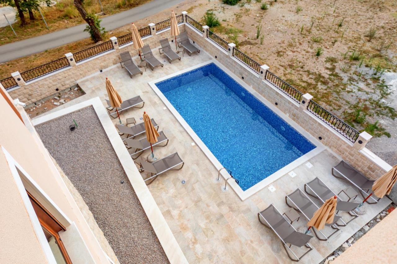 Luxury Apartments Queen Petrovac Exterior photo